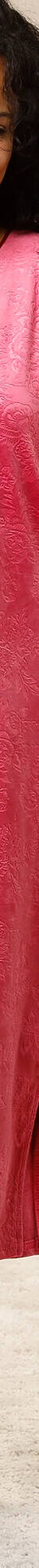Chemise de nuit longue en velours damassé, manches longues (cerise) Chemise de nuit longue en velours damassé, manches longues (cerise)